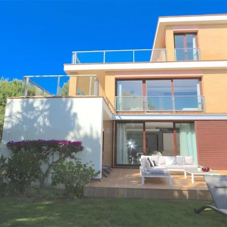 Mirador Cleverdetails201 Sleeps 11 Monte Laguna Villa